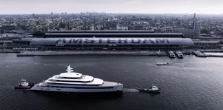 101m Feadship Superyacht Moonrise Arrives in Amsterdam for Final Outfitting