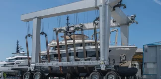 Columbus Yachts Launches First Crossover 42 Superyacht Big Naan