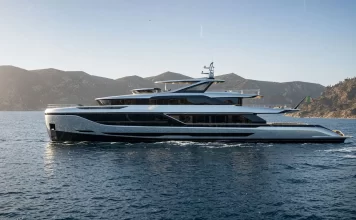 Mauro Giamboi & Van Oossanen Unveil Flagship Azzurra 48 in Bold New Yacht Range