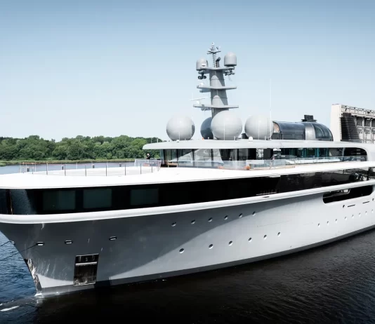 114m Lürssen Fuel-Cell Superyacht Project Cosmos Launched